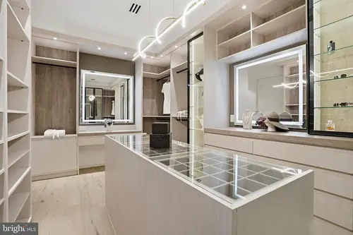 Dumbarton — his-and-her-closet — 01