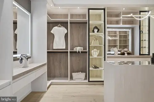 Dumbarton — his-and-her-closet — 05