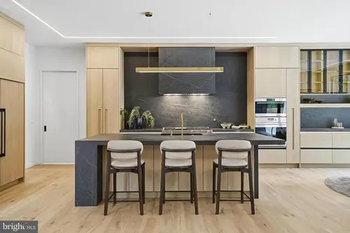 Dumbarton — kitchen — 01