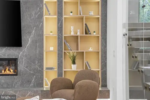 Dumbarton — living-room — 01