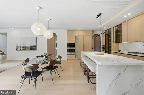 Elsinore — kitchen — 03