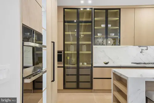 Elsinore — kitchen — 06