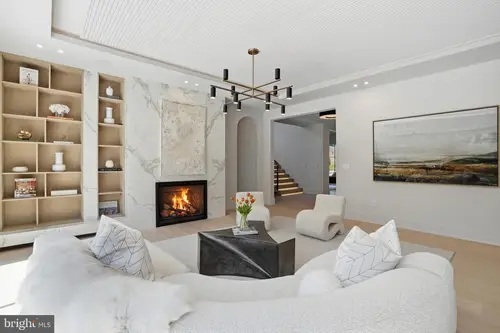 Elsinore — living-room — 02