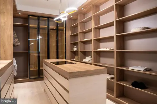 Old Courthouse — his-and-her-closet — 01
