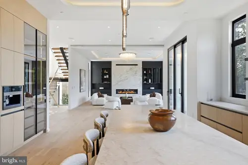 Plainview — kitchen — 11