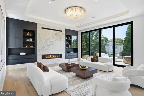 Plainview — living-room — 03