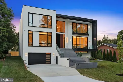 Plainview — exterior — 01