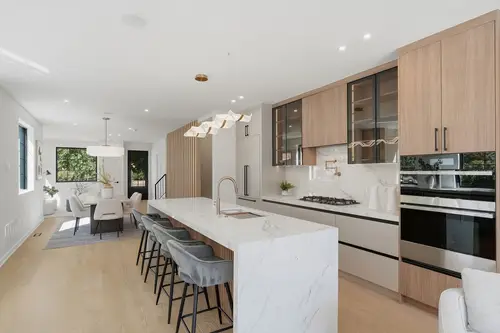 T Street — kitchen — 02