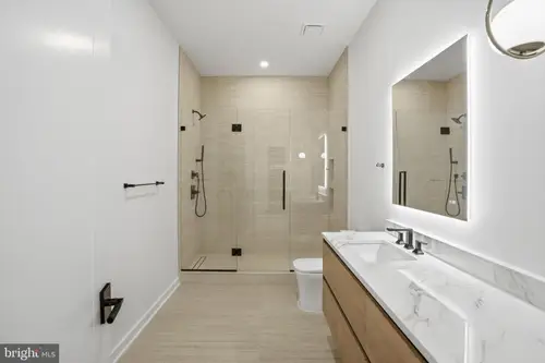 Westbury — secondary-baths — 01