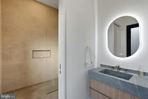 Westbury — secondary-baths — 04