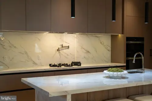Westbury — kitchen — 02