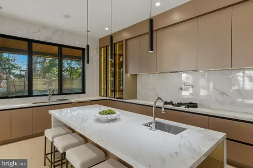 Westbury — kitchen — 08