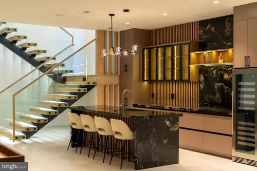 Westbury — wetbar — 01