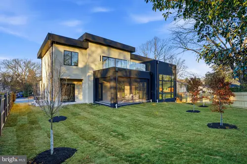 Westbury — exterior — 03
